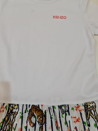 فستان بناتي ناعم وأنيق