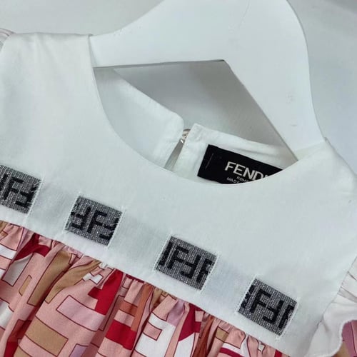 فستان مميز جدا بالوان جميله