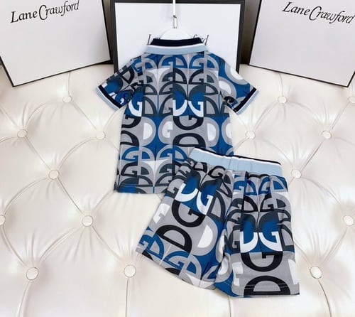 طقم ولادي من قطعتين