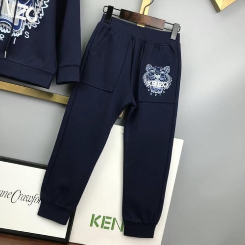 طقم فخم ومريح من قطعتين