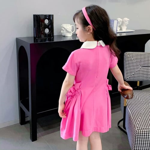 فستان مميز بياقة بيضاء ناعمه