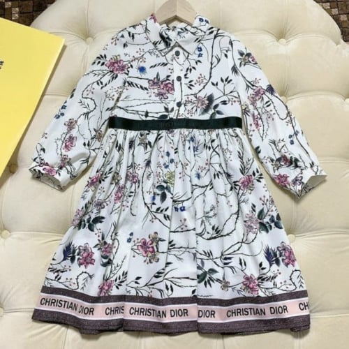 فستان انيق ومميز