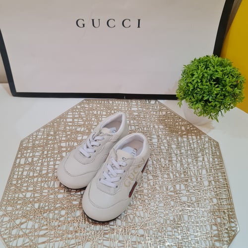 حذاء أنيق للمواليد