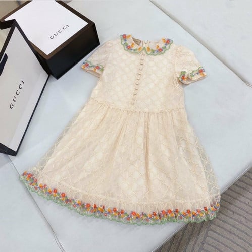 فخامة فستان بناتي