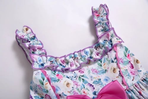 فستان مواليد مع اكسسوار الشعر