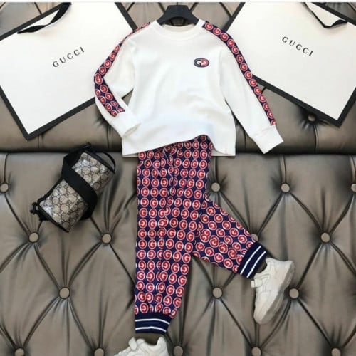 طقم انيق من قطعتين