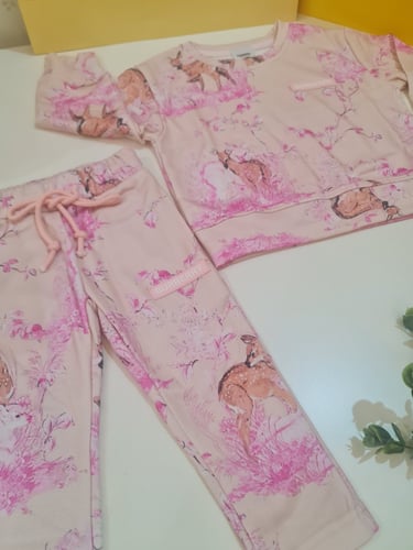 طقم بناتي من قطعتين