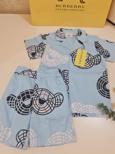 طقم ولادي أنيق من قطعتين