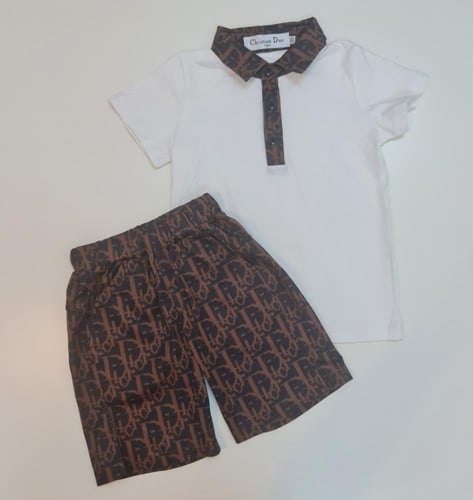 طقم ولادي بلوزة ابيض