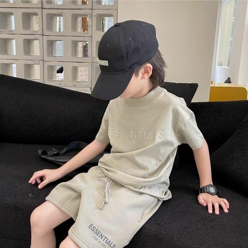 طقم من قطعتين أنيق (اللون مائل للبني )