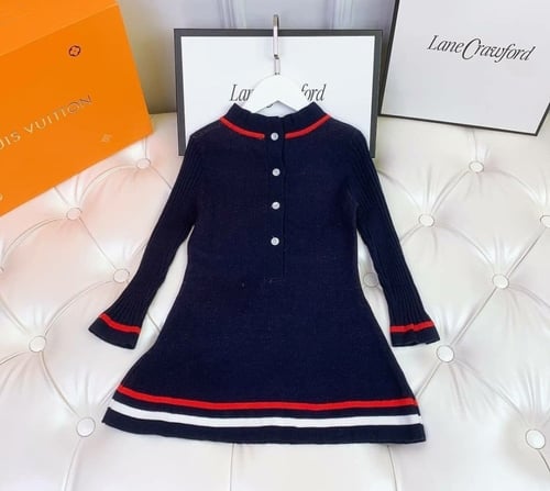 فستان شتوي بأكمام طويله