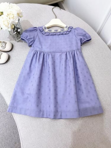 فستان بناتي ناعم وأنيق