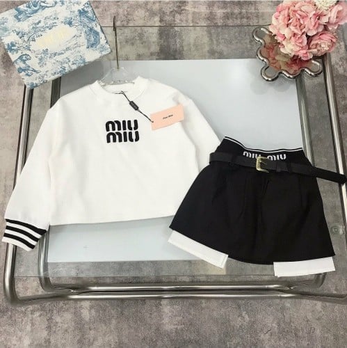 تيور بناتي بتفاصيل أنيقة جدا مع حزام خارجي