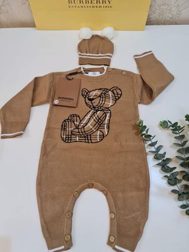 افرول صوف شتوي للمواليد مع القبعه