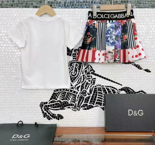 تيور بناتي أنيق جدا من قطعتين