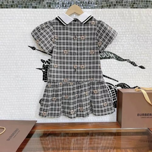 فستان فخم وأنيق بجيوب مخفيه