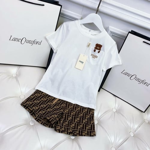 طقم ولادي بالوان فخمه ومميزة