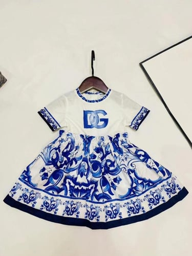 فستان بناتي ناعم