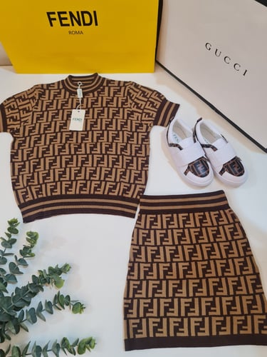 تيور بناتي أنيق ومميز من قطعتين