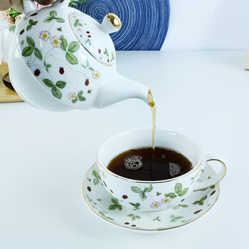 طقم إبريق شاي وفنجان برائحة الفراولة البرية، يتضمن...