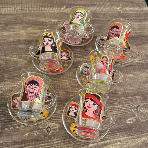 طقم 6 استكانات شاي ستايل بنت الجيران برسومات يدوية