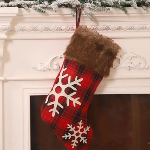 جورب تعليقة شتوية