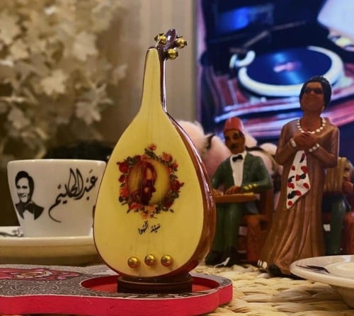 ميني عود فيروز سيدة الهوا