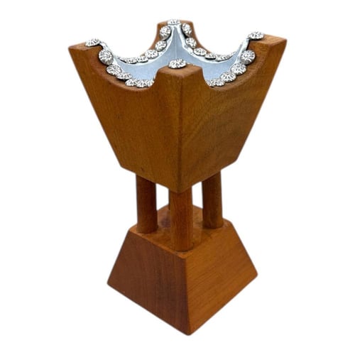 مبخرة خشبية