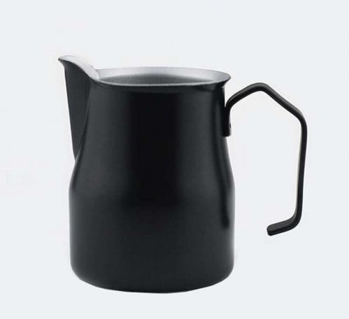 بيتشر حليب نمط موتا تفلون 550مل اسود