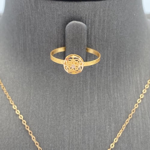 نصف طقم ذهب عيار 21 الوزن 3.65 جرام