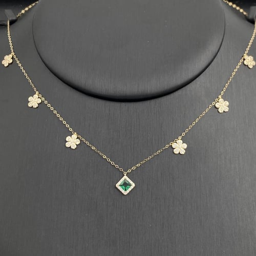 طقم تشوكر ذهب عيار 18 وزن 3.65 جم لإطلالة عصرية مر...