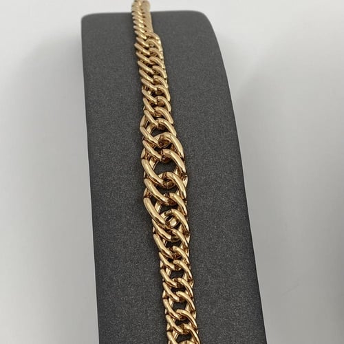 عقد وإسواره ذهب عيار 18 الوزن 30.02 جرام