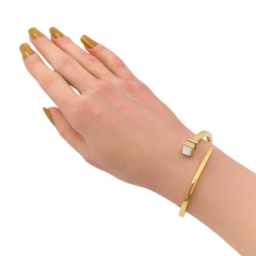 اسواره ذهب عيار 18 الوزن 12.75 جرام