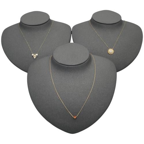 عقود ذهب عيار 18 الوزن 3.83 جرام