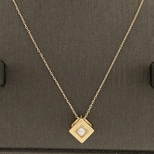 نصف طقم ذهب عيار 18 الوزن 4.54 جرام