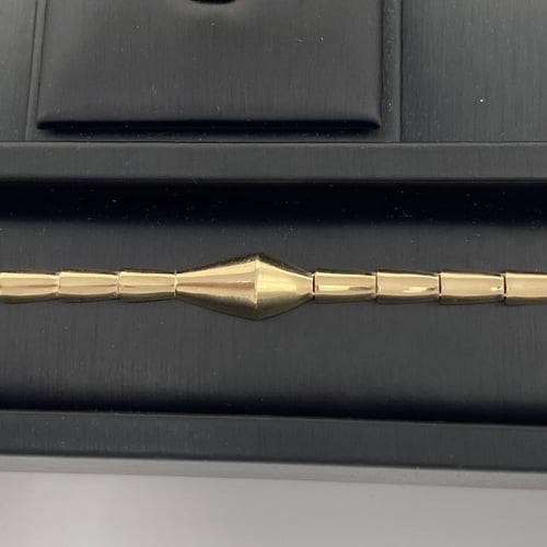 طقم ذهب عيار 18 الوزن 21.87 جرام