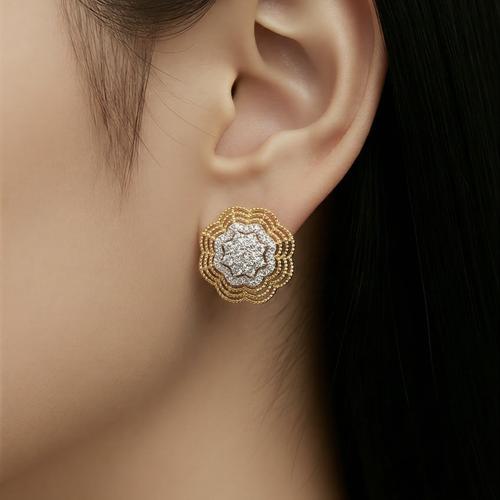 حلق ذهب عيار 18 الوزن 3.61 جرام