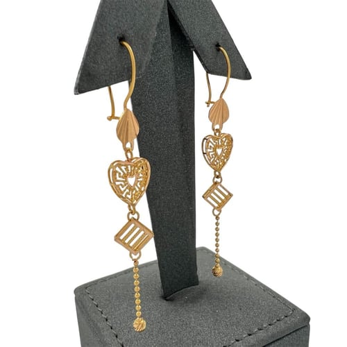 حلق ذهب عيار 21 الوزن 2.91 جرام