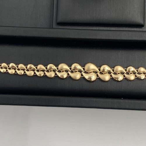 طقم ذهب عيار 18 الوزن 26.63 جرام