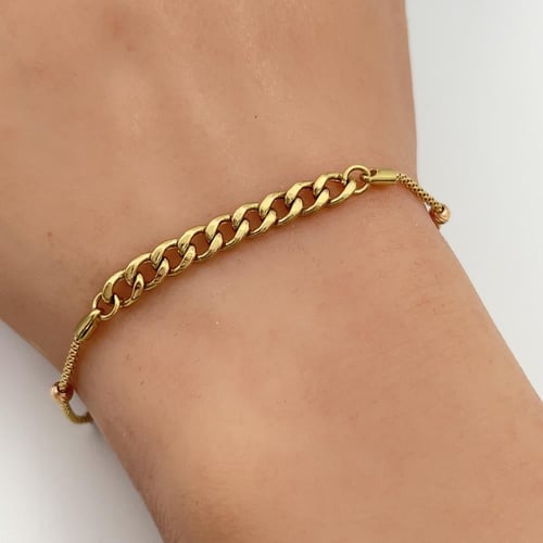 اسواره ذهب عيار 18 الوزن 3.56 جرام