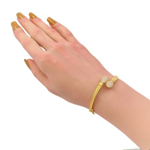 اسواره ذهب عيار 18 الوزن 7.20 جرام