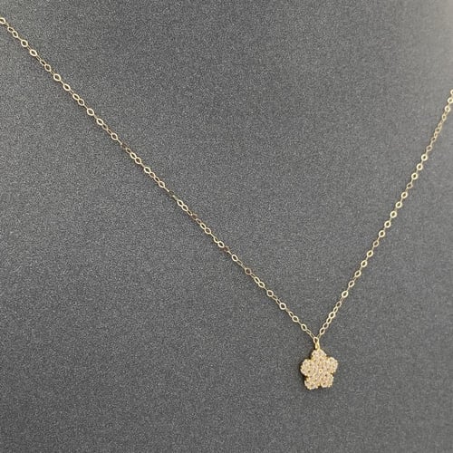 عقد ذهب عيار 18 الوزن 0.48 جرام