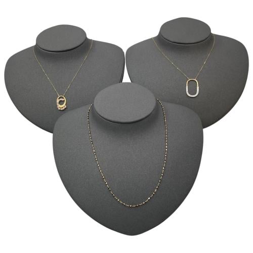 عقود ذهب عيار 18 الوزن 5.99 جرام