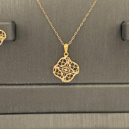 نصف طقم مواليد ذهب عيار 21 الوزن 3.19 الجرام