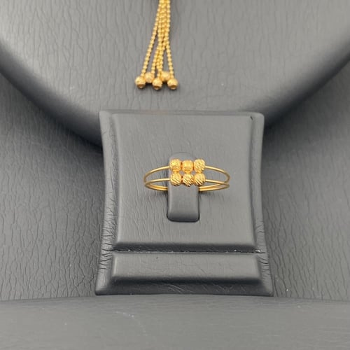 طقم ذهب عيار 21 الوزن 14.18 جرام