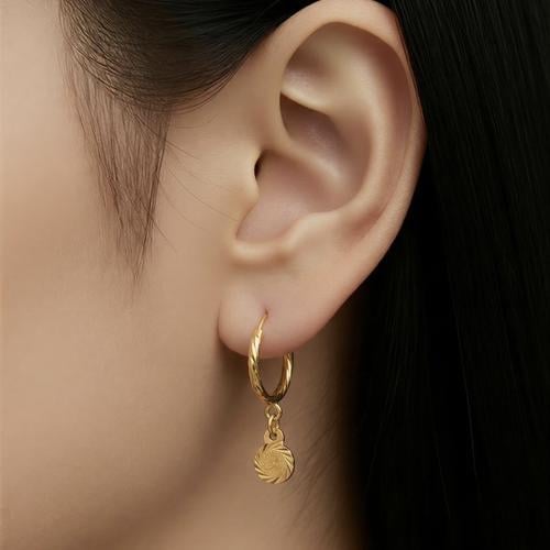 حلق ذهب عيار 21 الوزن 1.15 جرام