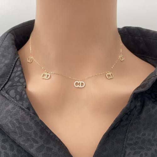 تشوكر ذهب عيار 18 الوزن 1.61 جرام