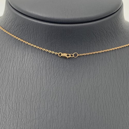 طقم ذهب كامل عيار 21 وزن 14.84 جرام بتعليقة شكل V...