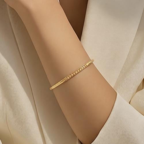غويشة ذهب عيار 21 الوزن 8.68 جرام