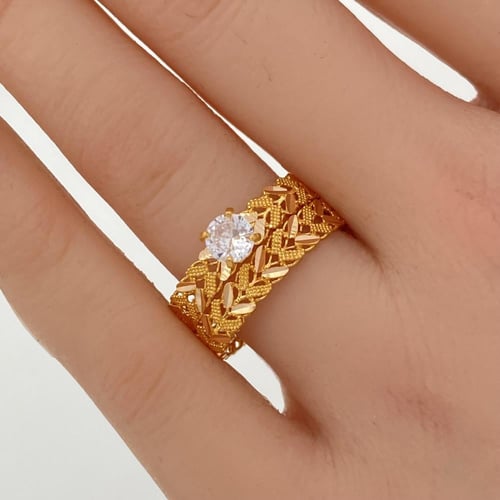 تونز ذهب عيار 21 الوزن 3.49 جرام